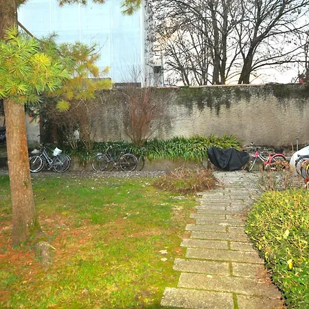 Domus Centro Storico Apartman *